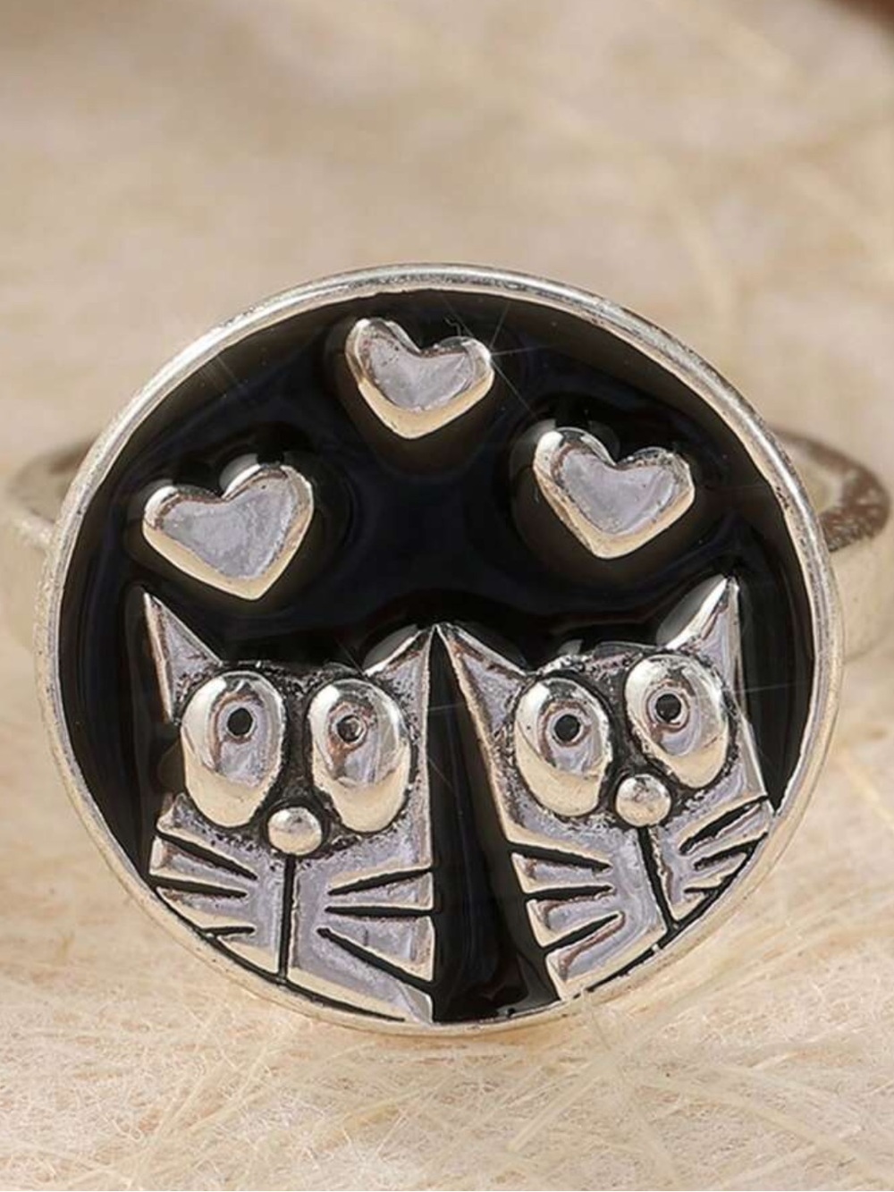 Cats In Love Ring